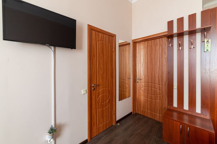 Room 159 of 176
