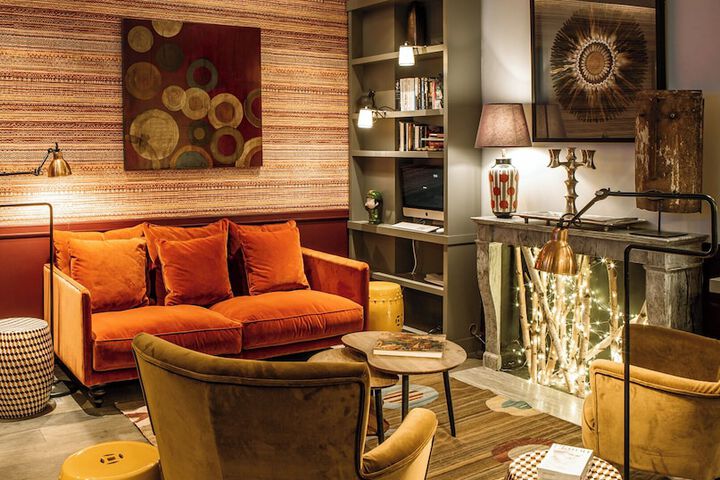 Guest Lobby