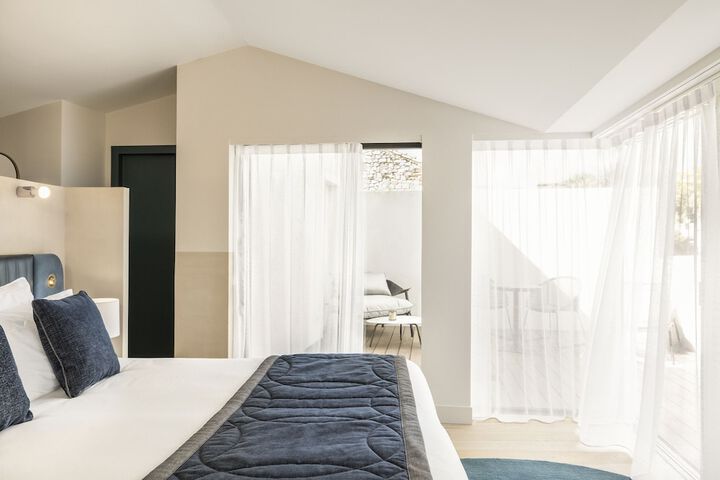 Room 25 of 139