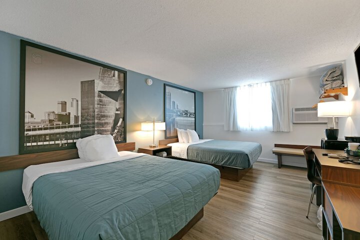 Standard Double Room (5 of 10)