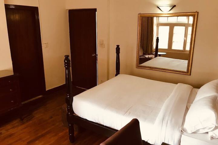 Room 50 of 130