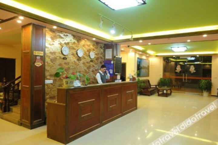 Yangshuo Bafanglai Hotel