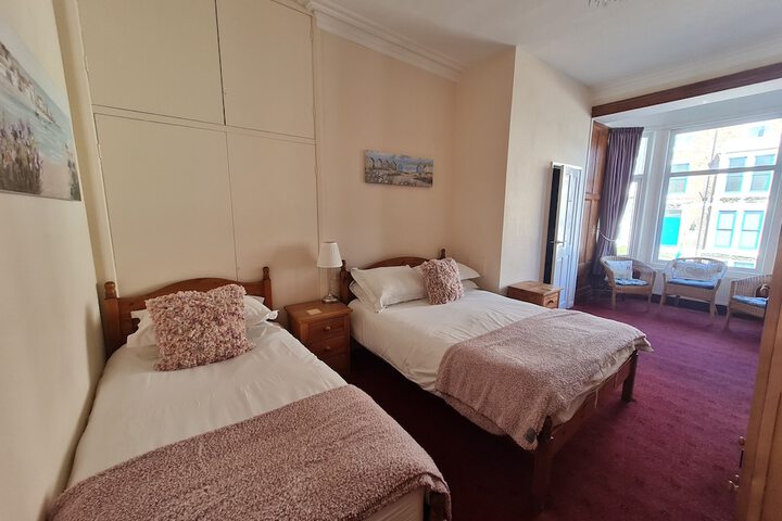 Room 50 of 86