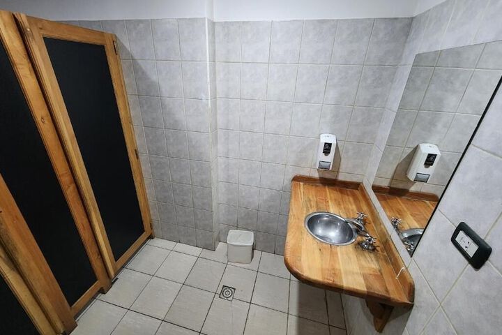 Room 14 of 25