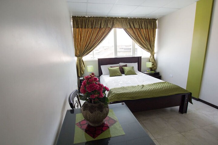 Room 7 of 38