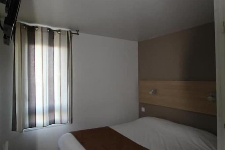 Room 19 of 60