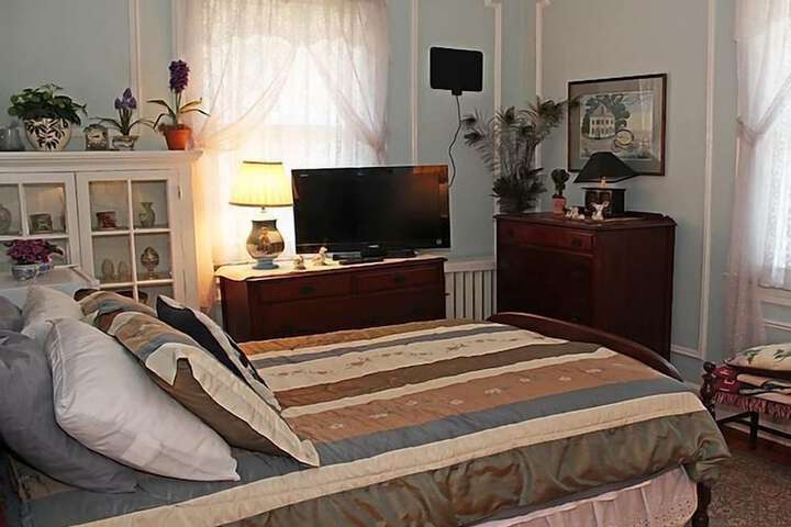 Room 2 of 13
