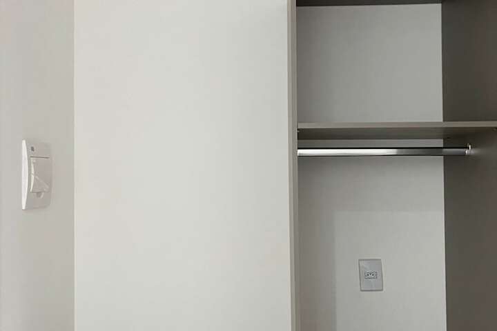 Room 8 of 21