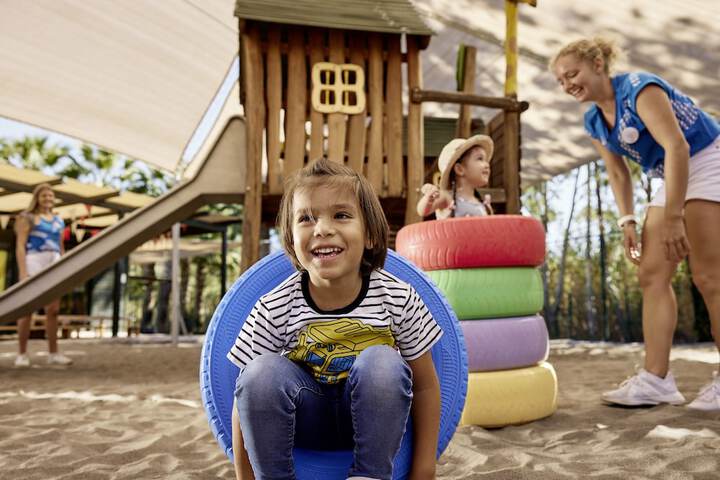 Childrens Activities 66 of 115