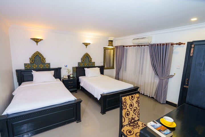Room 29 of 48