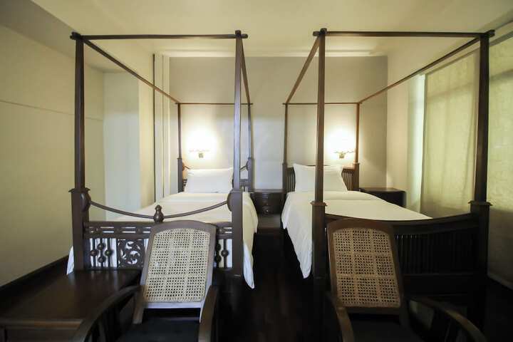 Room 40 of 167