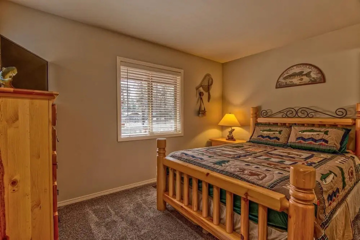 Room 3 of 24