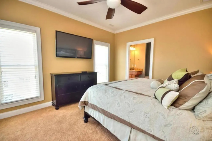 Room 6 of 20