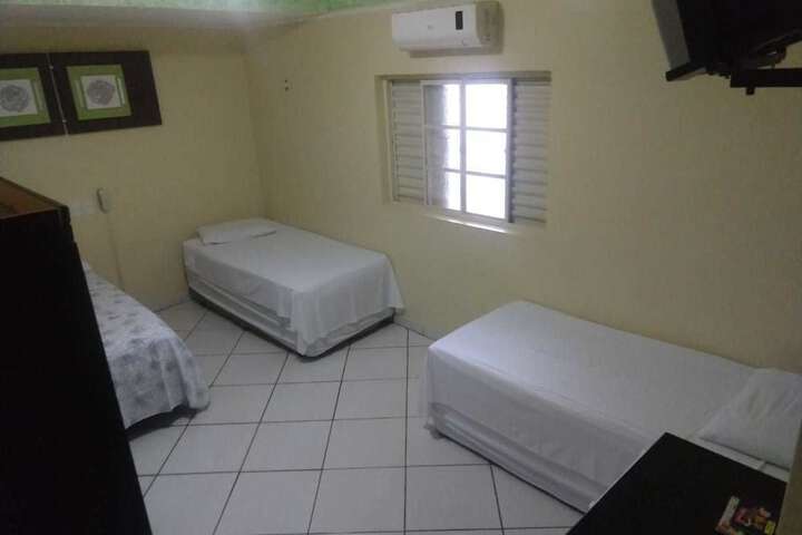 Room 7 of 27