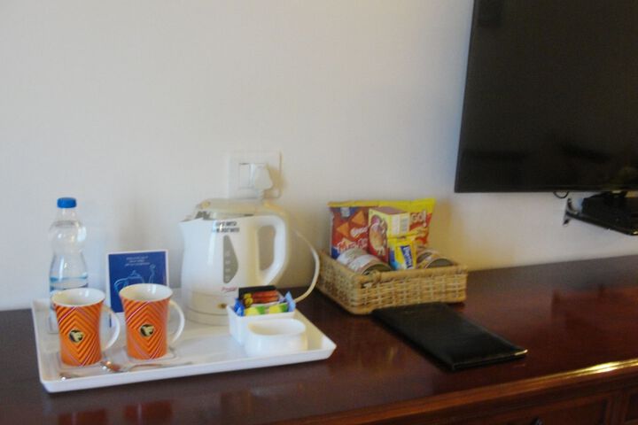 Room 10 of 52