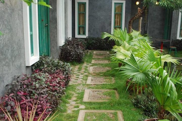 Property Grounds 20 of 22