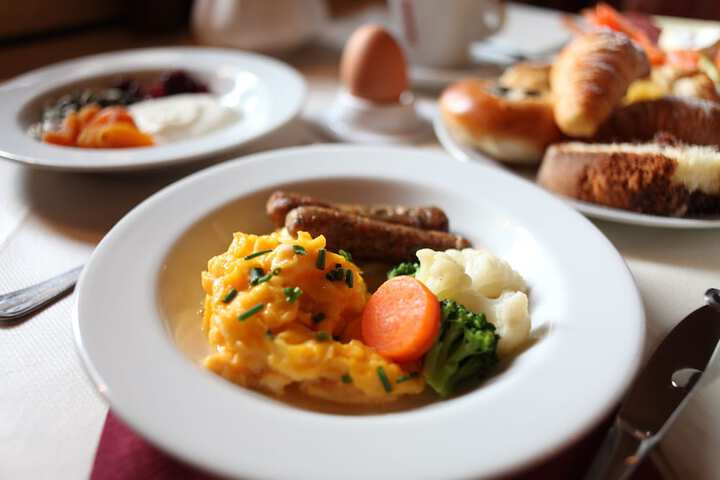 Breakfast meal