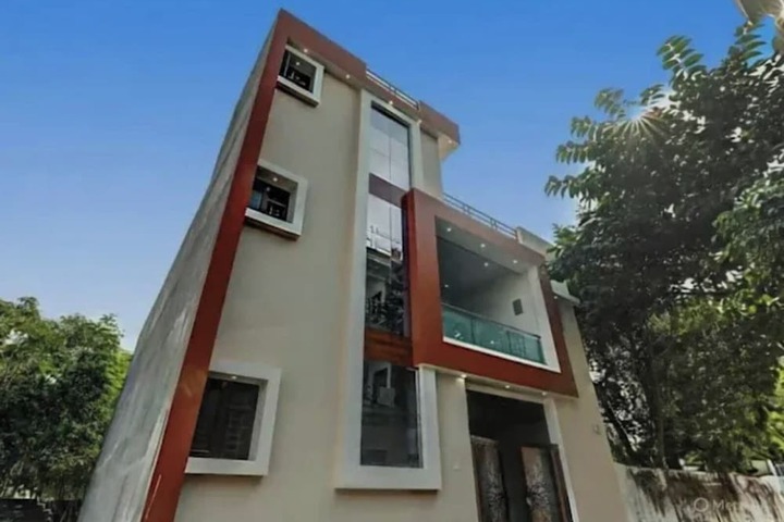 Hotel Awadh Pearl