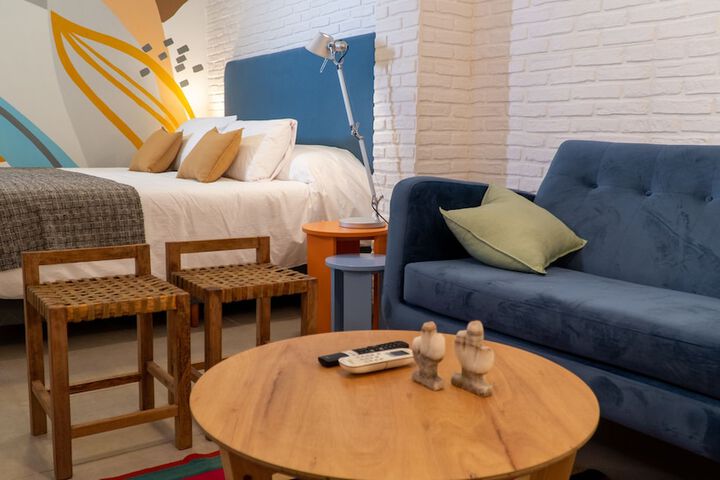 Room 5 of 50