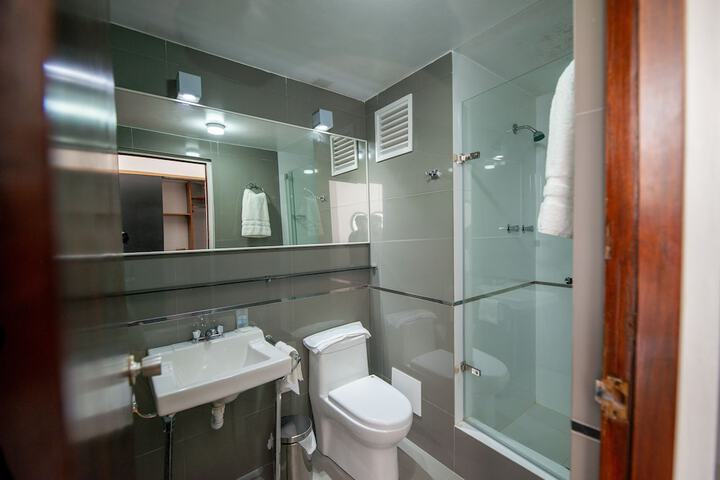 Room 12 of 15