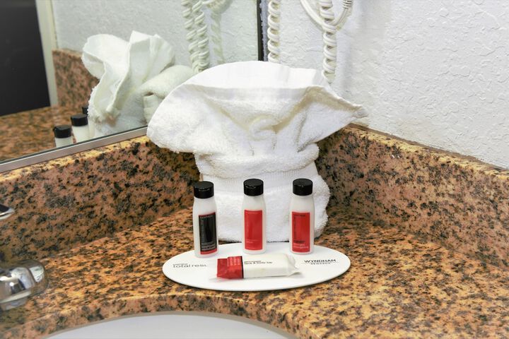 Bathroom amenities