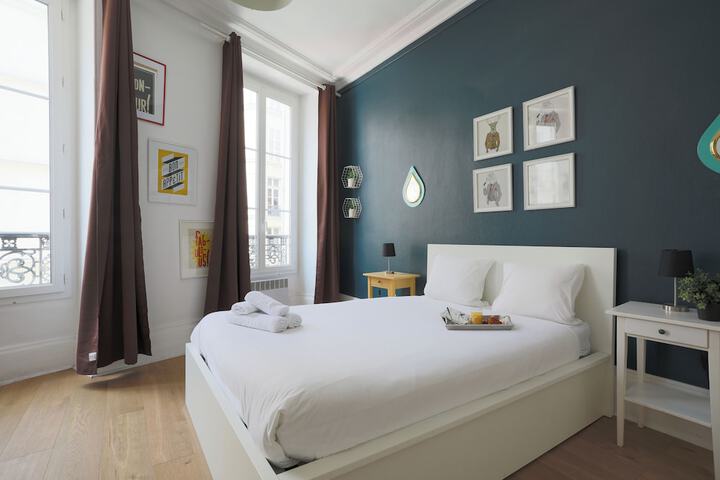 Room 10 of 34