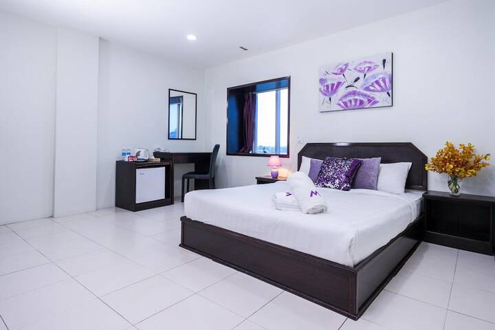 Room 19 of 46
