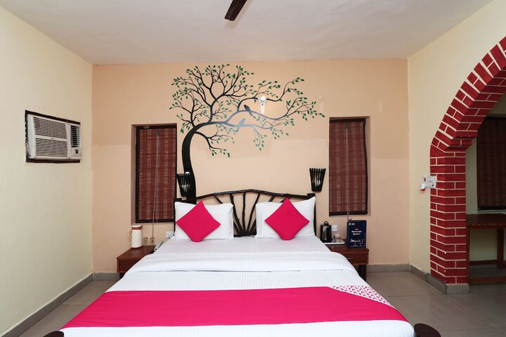 Room 16 of 31