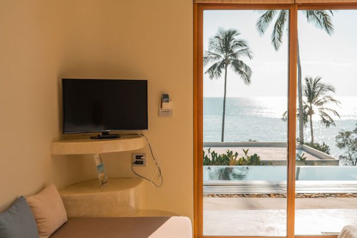 Room 16 of 111