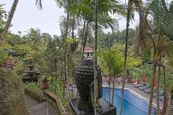 Pool 82 of 124