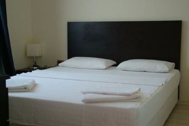 Room 20 of 94