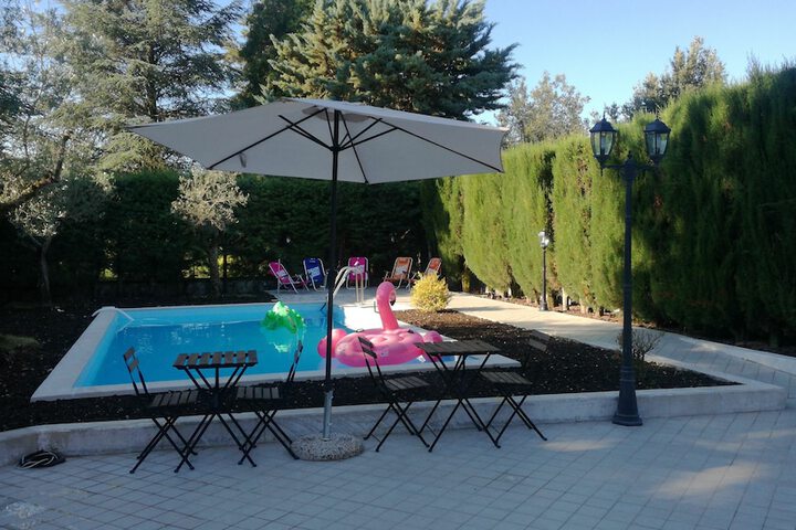 Hotel Pool