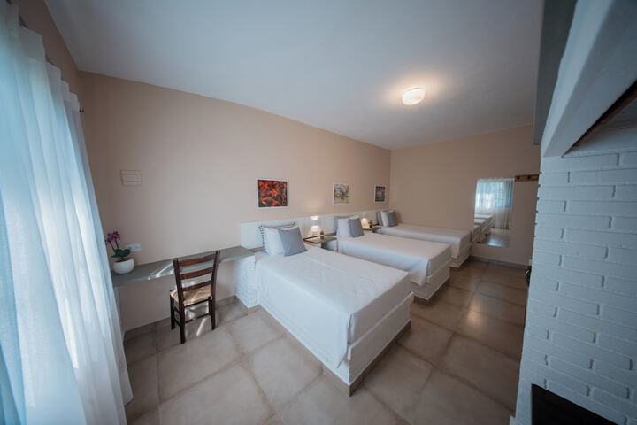 Room 40 of 129