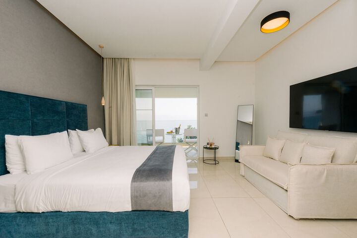 Room 37 of 113