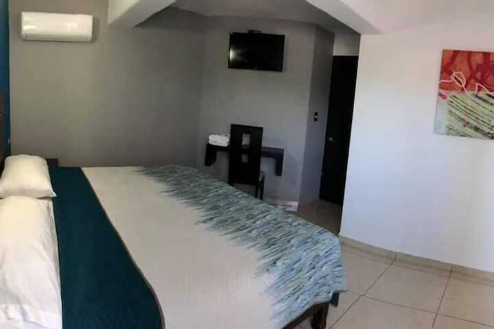 Room 4 of 42