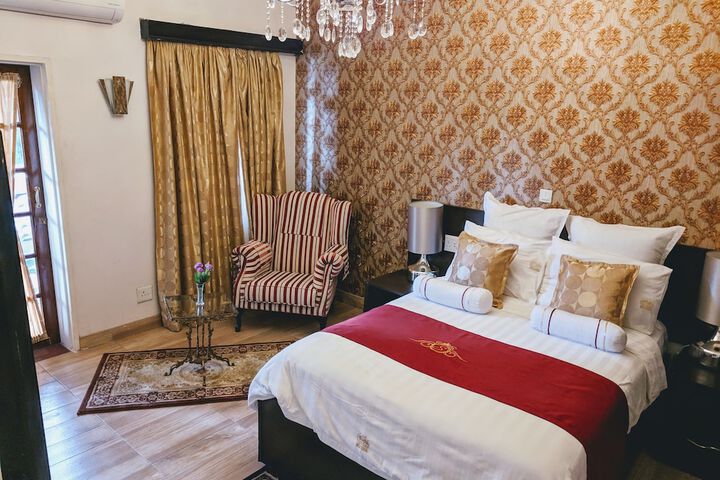 Selborne Hotel