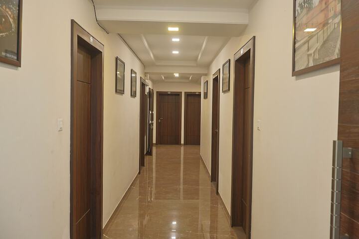 Hotel Interior 3 of 43