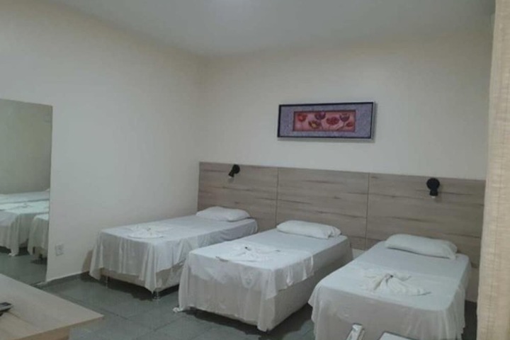 Room 12 of 22