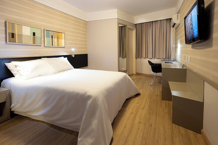 Momax Hotel in Marilia
