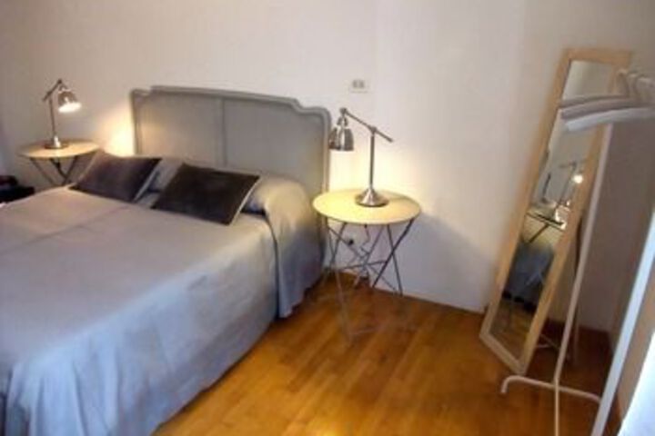 Room 9 of 52