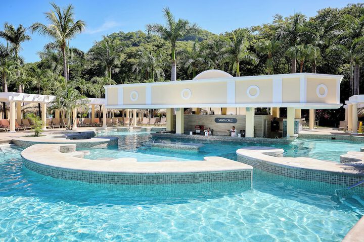 Pool 77 of 172