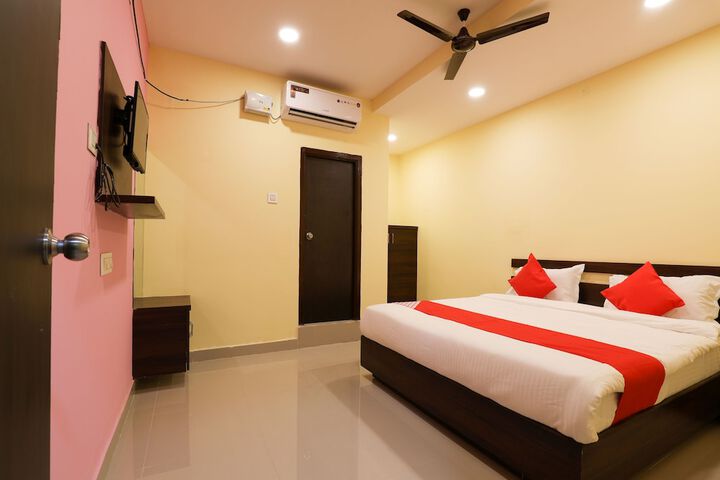 Room 6 of 23
