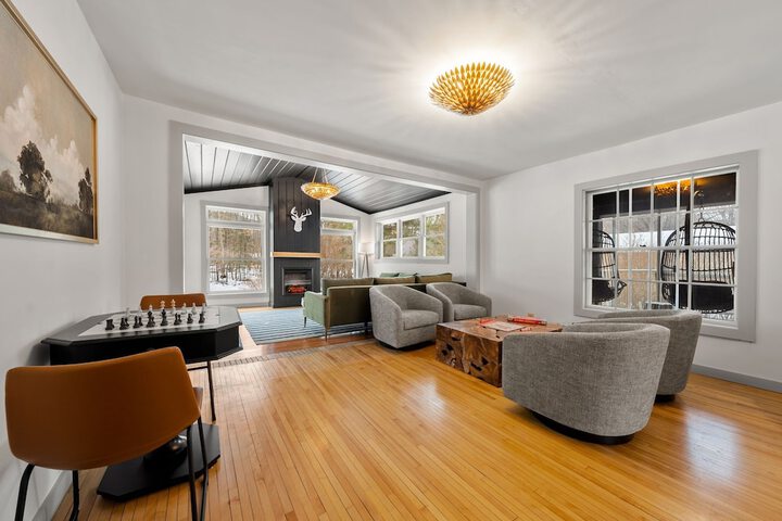 Hotel Interior 6 of 111