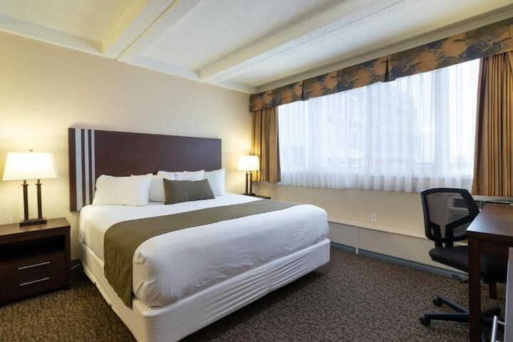 Room 7 of 20