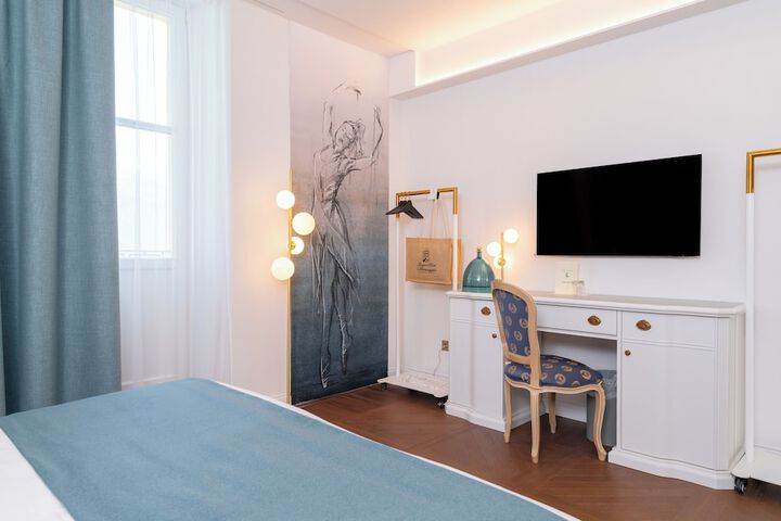 Room 66 of 145
