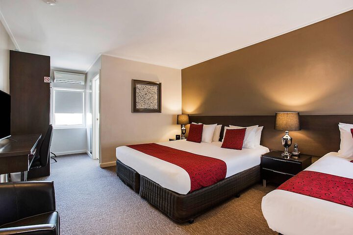 Room 8 of 21