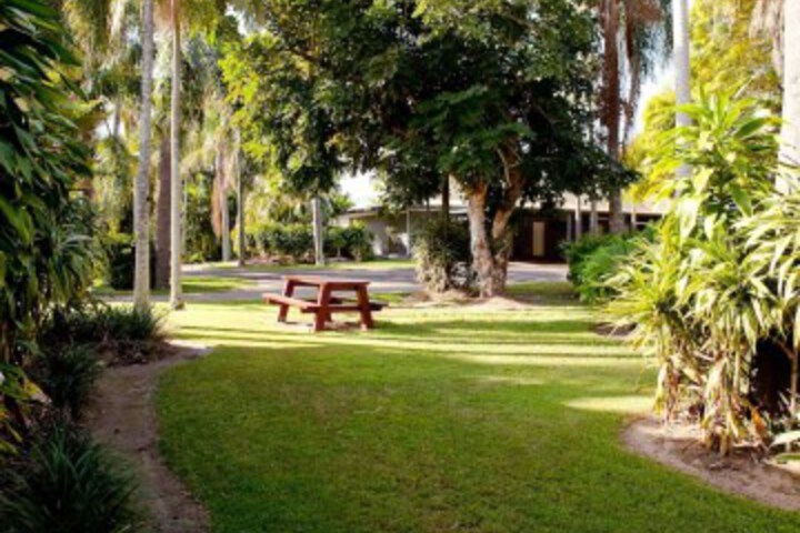 Hotel Exterior 59 of 66