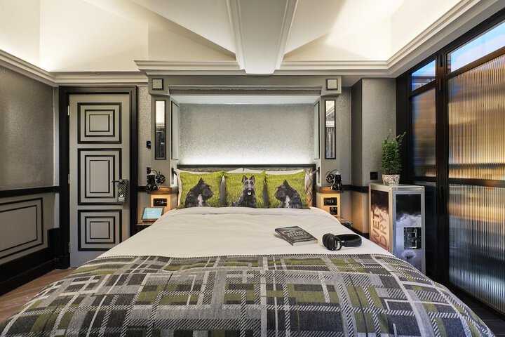 Room 9 of 58