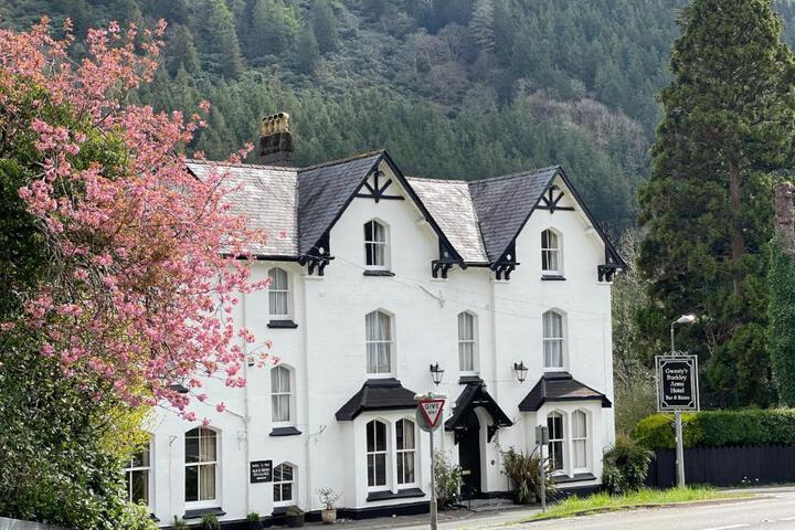 The Buckley Arms