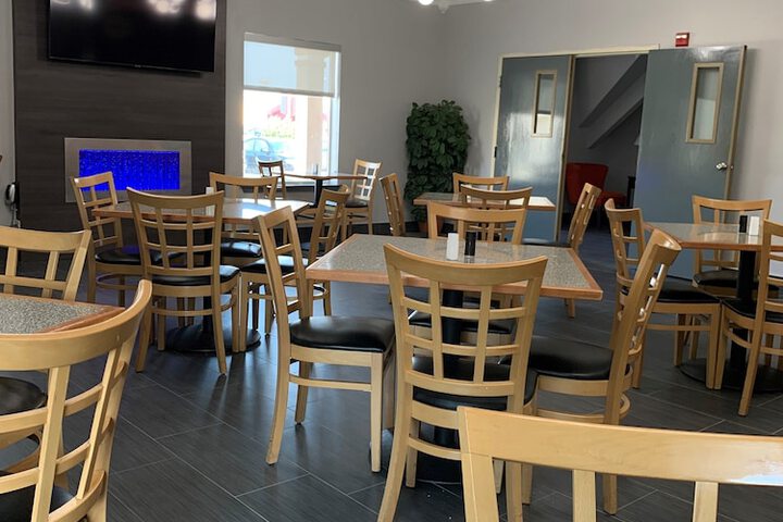 Breakfast area